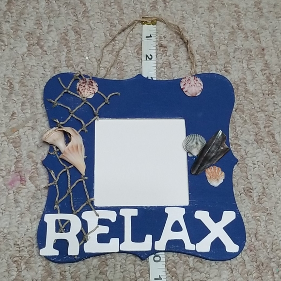 5/$25🌴Handmade " Relax" Hanging Picture Frame - Picture 4 of 8